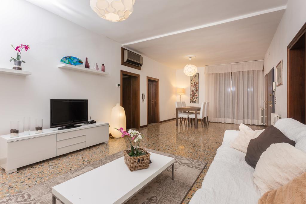 Apartment - S. Samuele Venedig